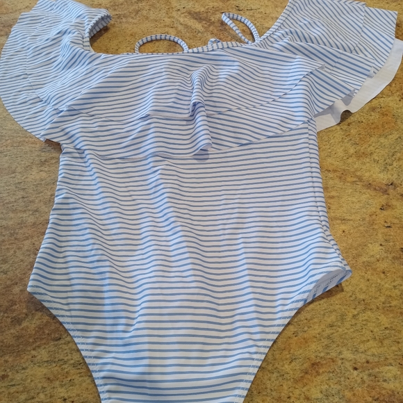 Swim - Picture 2 of 4